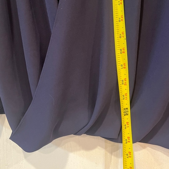 Navy Mossimo Polyester Blouse, Size Large. - Picture 8 of 8